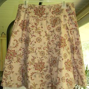 Lucy Love knee-length skirt, size: medium, paisley print with lace trim